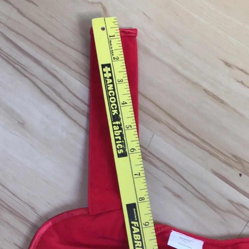 N/A vibrant red